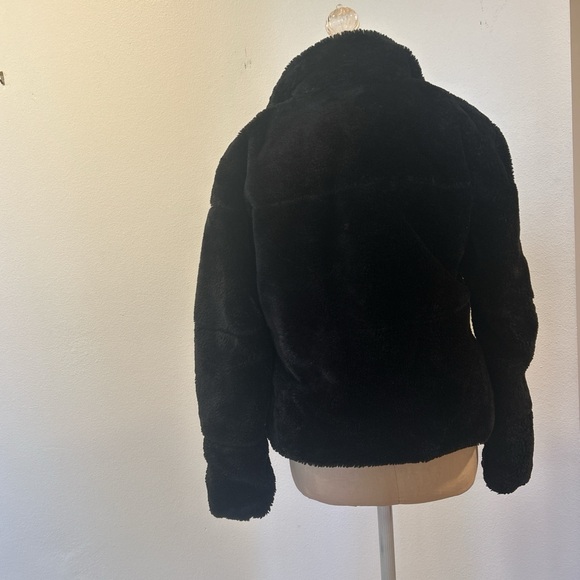 Zara Women’s Black Faux Fur Jacket. EUC - Picture 4 of 7